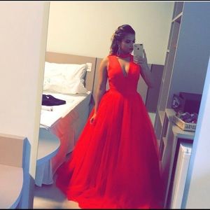 Meet your Posher, Julia